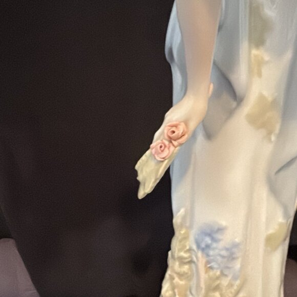 Summer's Darling - by Royal Doulton - Picture 5 of 7